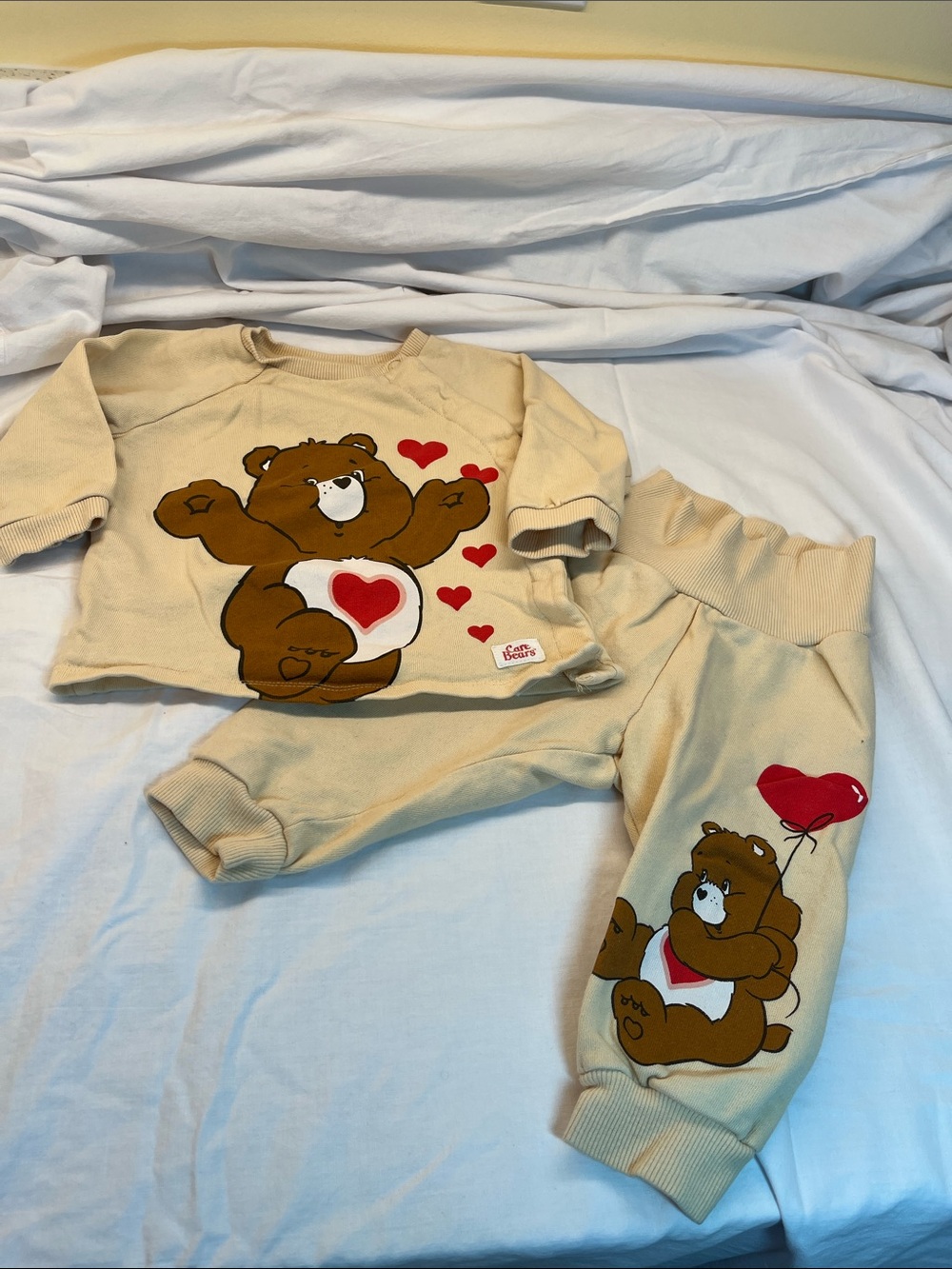9M H&M Care Bears Cream Organic Cotton sweatsuit